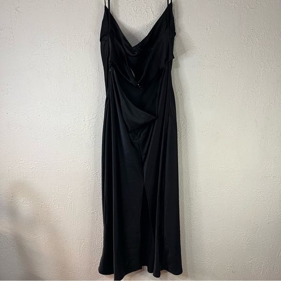 Zara Satin Effect Cut Out Back Midi Dress Black Blogger Favorite Tik Tok Viral - Picture 11 of 16